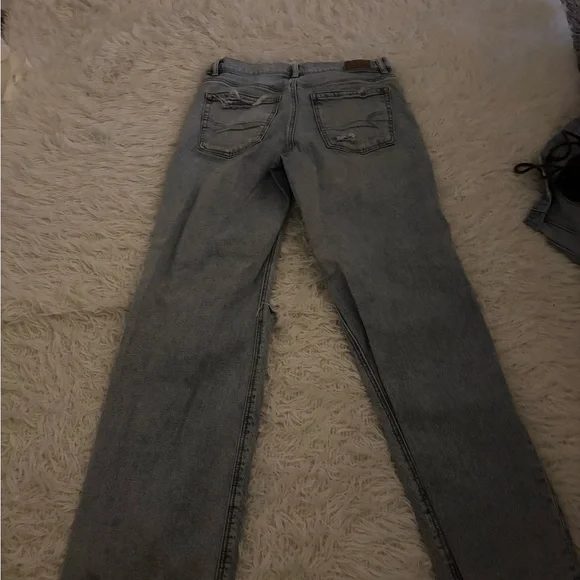 American Eagle Outfitters Light Blue Distressed Straight Leg Jeans - Picture 2 of 3